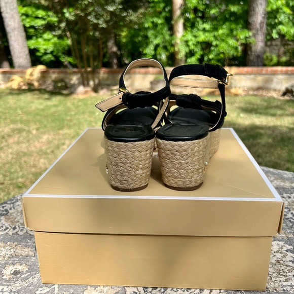 MICHAEL- Michael Kors Mid Wedges - women’s size 5.5 - Picture 7 of 15